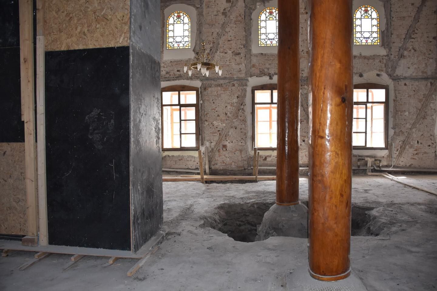 Ulu Cami̇’de Restorasyon Sürüyor (1)