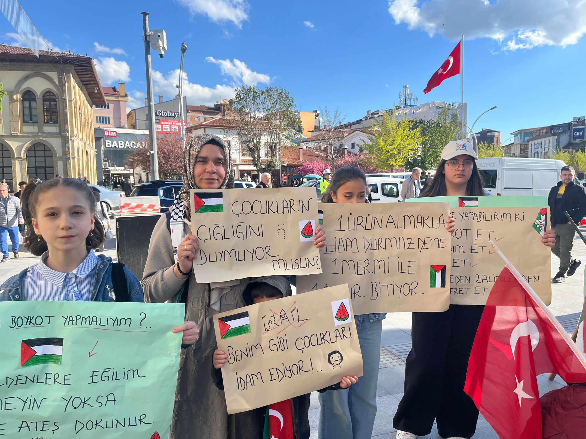 Whatsapp Image 2026 04 24 At 19.50.04