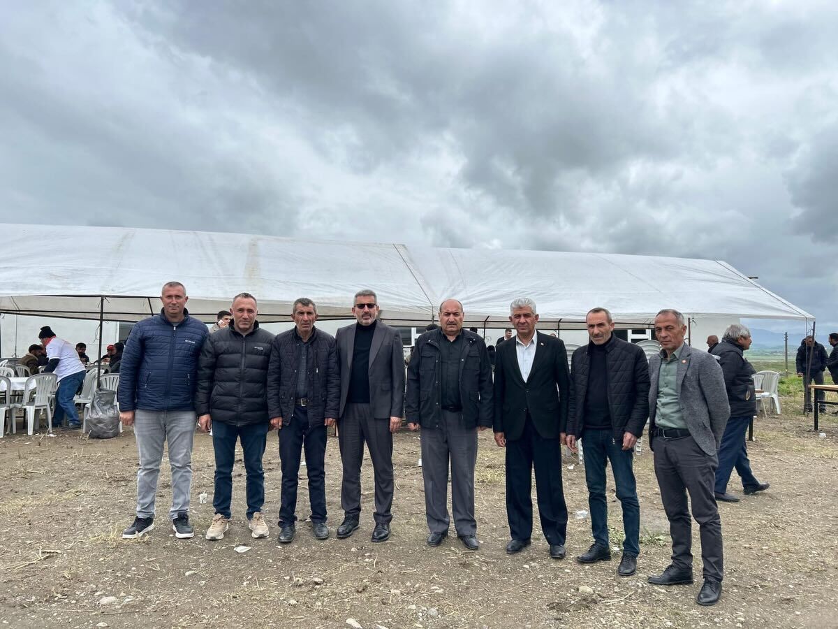 Ak Parti Heyeti İskilip Köylerinde Dualara Ortak Oldu (1)