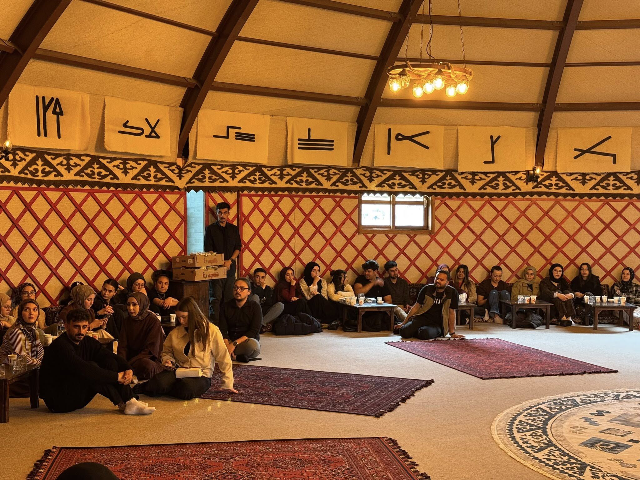 Milletvekili Ahlatcı, Teknofest Gençleriyle Çorumlu Obası’nda Buluştu (3)