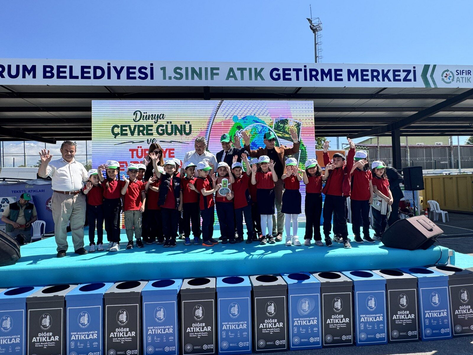 Çorum Beledi̇yesi̇nden Çevre Haftasi Etki̇nli̇ği̇ (7)