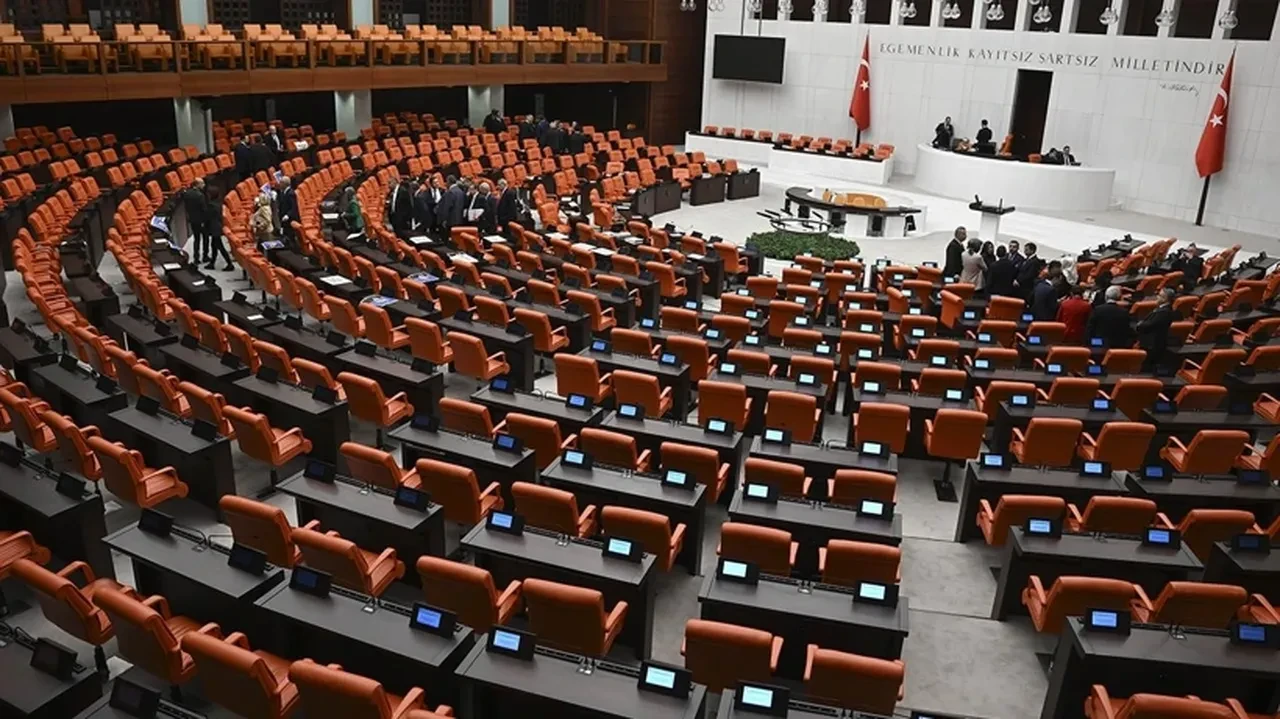 Infaz Kanunu Degisiyor Ak Partiden Dikkat Ceken Genel Af Aciklamasi 3350056 202607280618 3