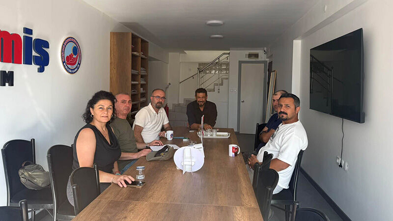 Eğitim-İş İstifaya Çağıracak