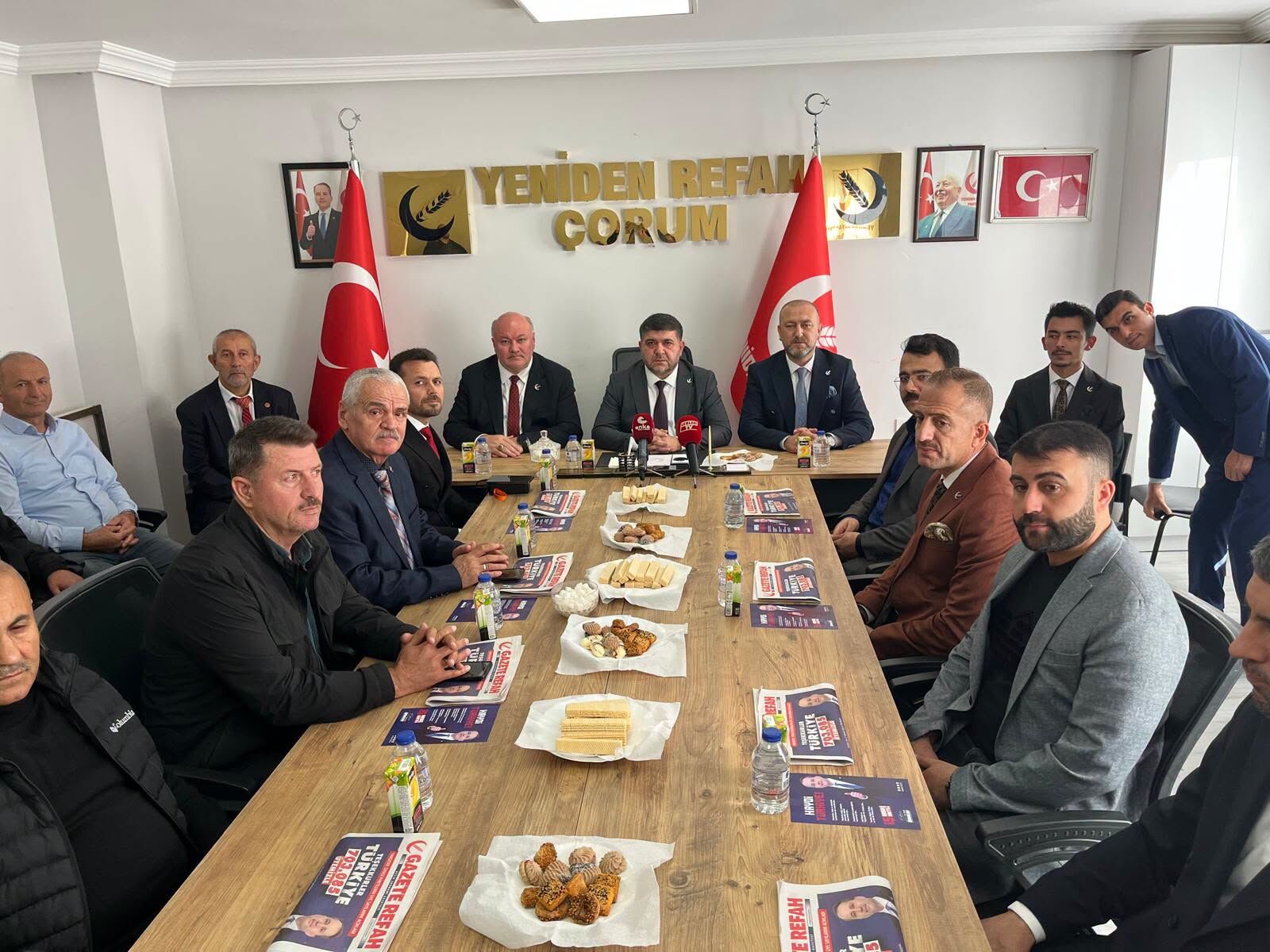 Partilerin değil, milletimizin yandaşıyız