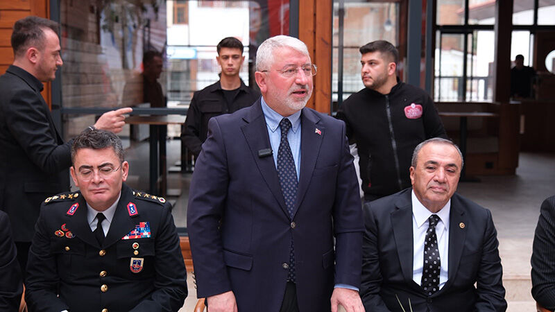 İki̇z Konak’in İlk Mi̇safi̇rleri̇ Şehi̇t Ai̇leleri̇ Ve Gazi̇ler Oldu (4)
