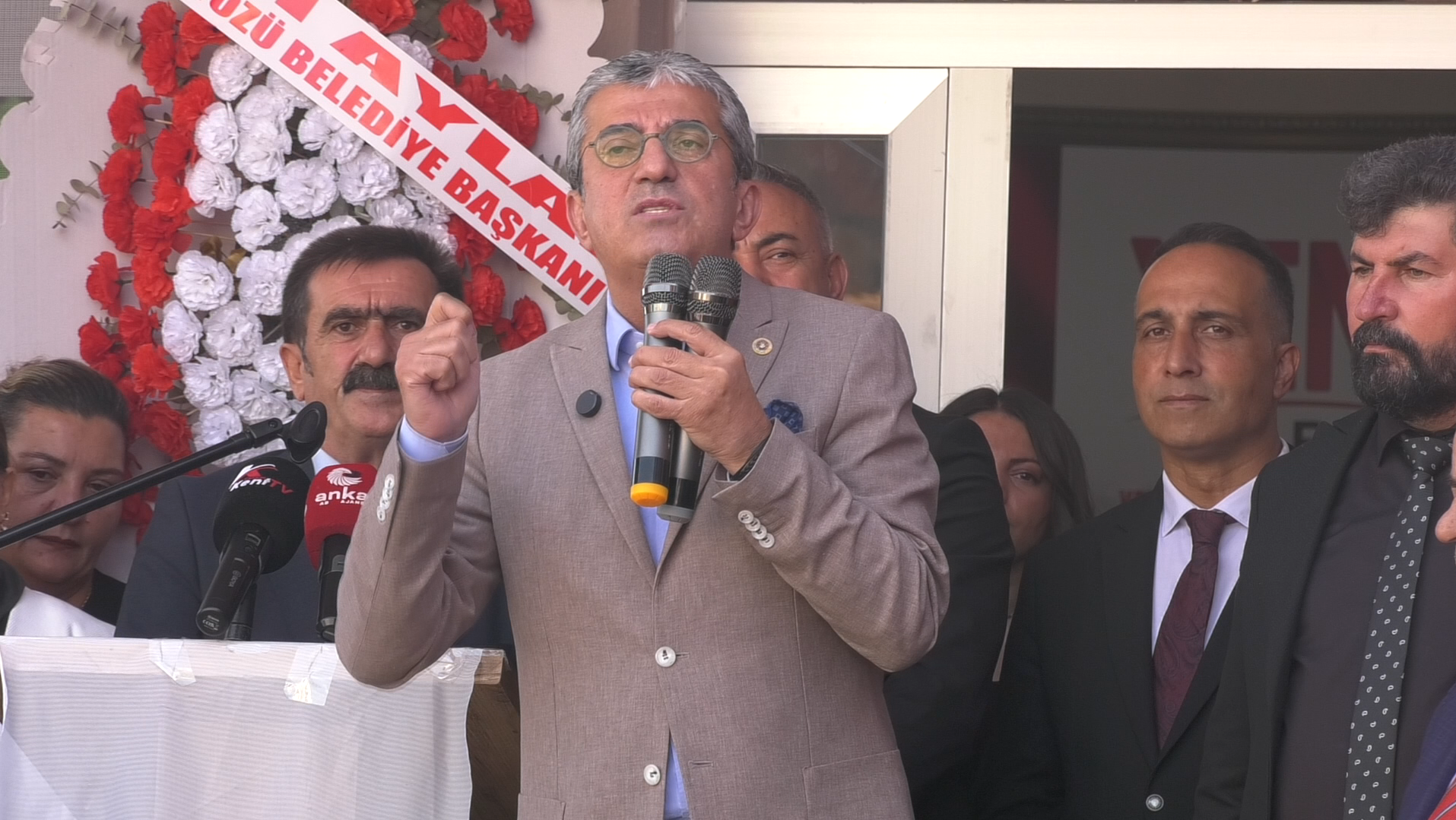 YENİ Partili Gökhan Günaydın’dan “fonfinfon” çıkışı: 800 milyar lira dolandırmışlar!