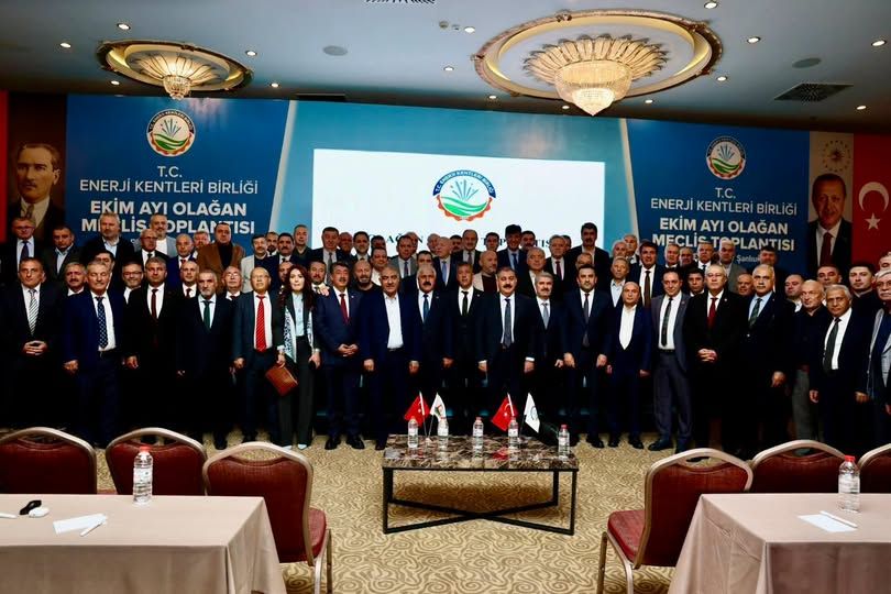 Başkan Çizikci, Enerji Kentler Birliği Meclis Toplantısına katıldı