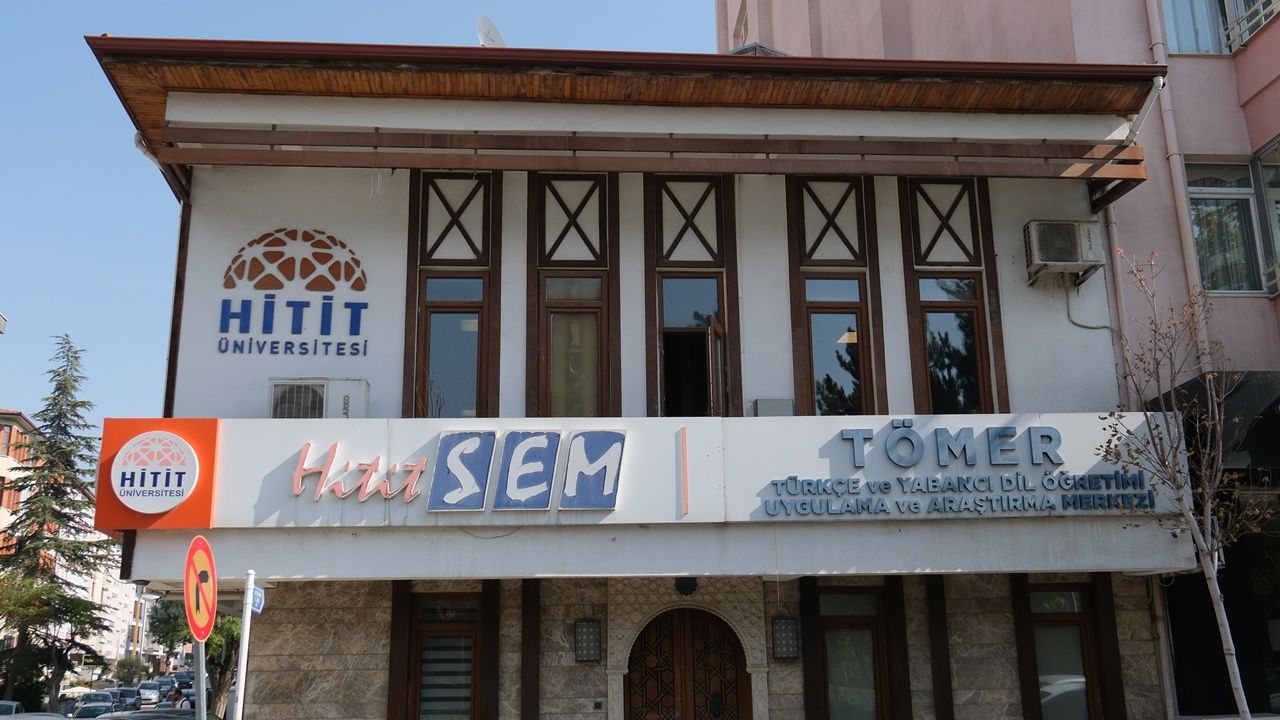 AA-20261017-42782106-42782102-KADINLAR_CEVRIM_ICI_EGITIMLE_GIRISIMCILIGE_OZENDIRILIYOR.jpg