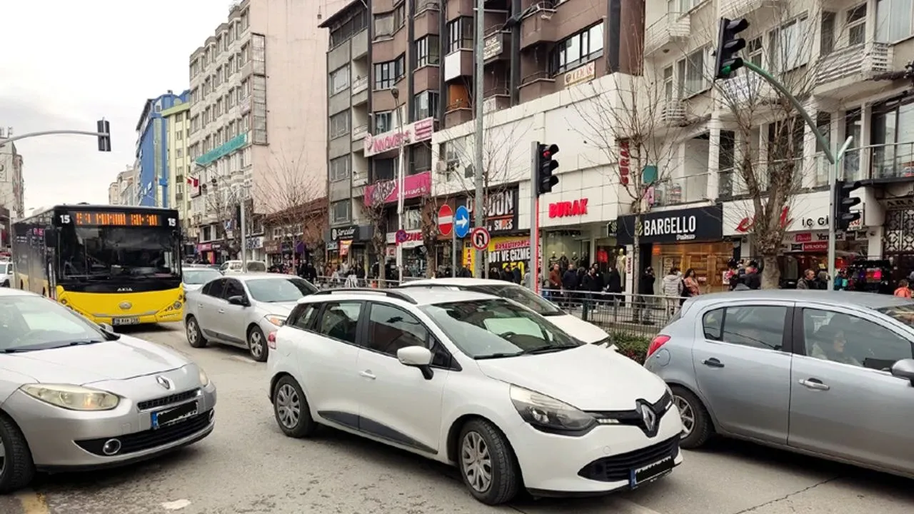 Sürücüler dikkat! Aracına taktırmayan trafiğe çıkamayacak